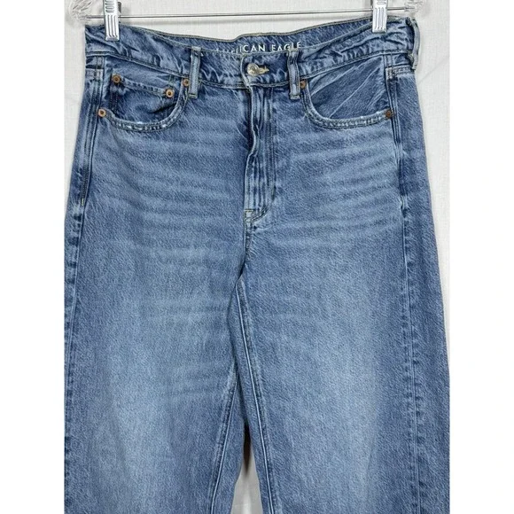 American Eagle Super High Rise Baggy Wide Leg Jean Women Size 6 Light Blue 28x30 - Picture 2 of 12